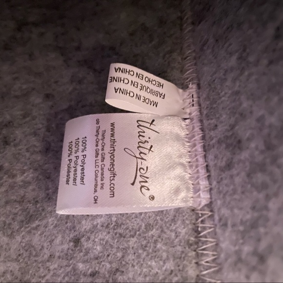 Thirty-One Felt Wine & Gift Bag - Picture 2 of 4